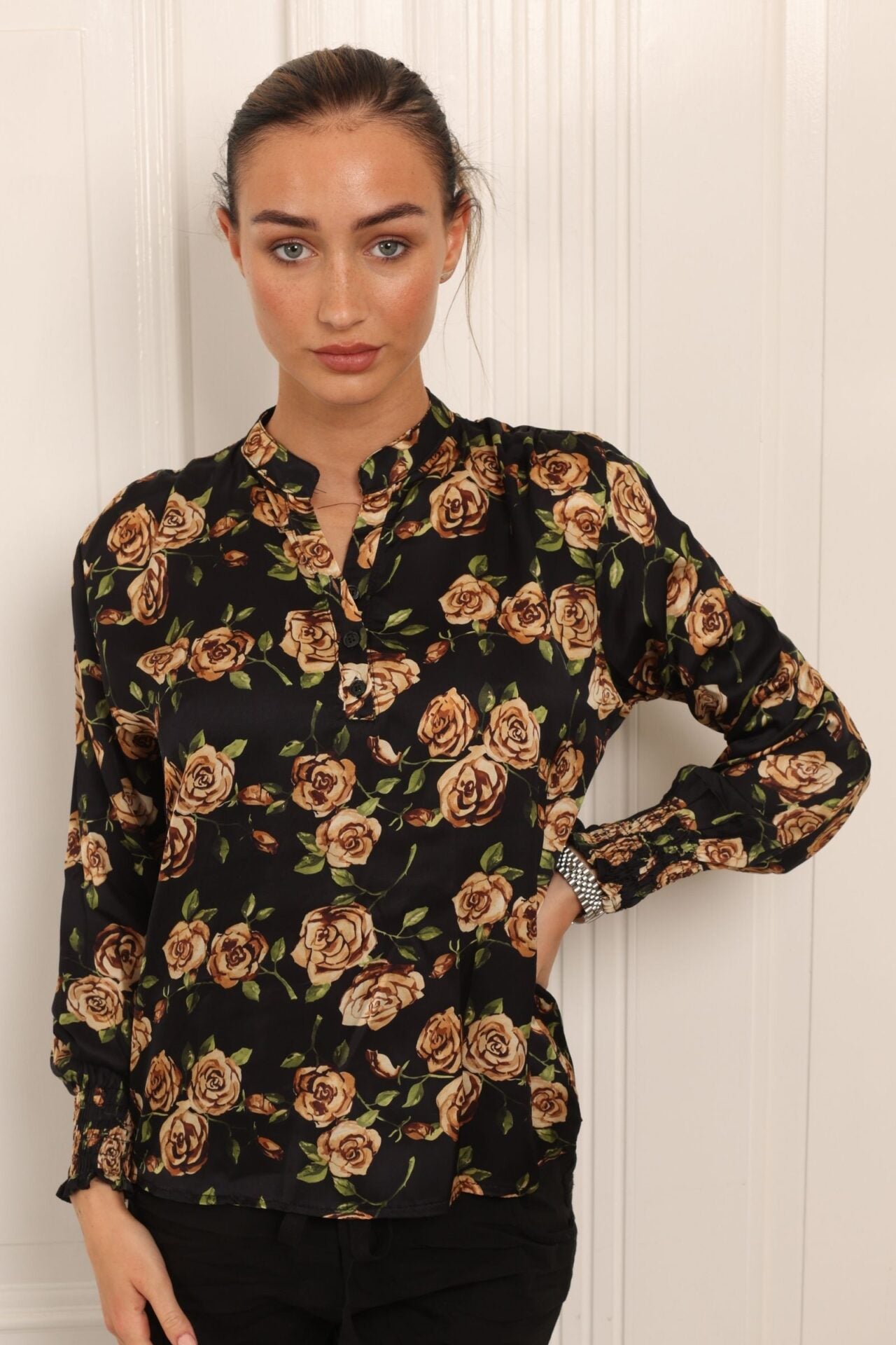1402 BLACK FLORAL SHIRT