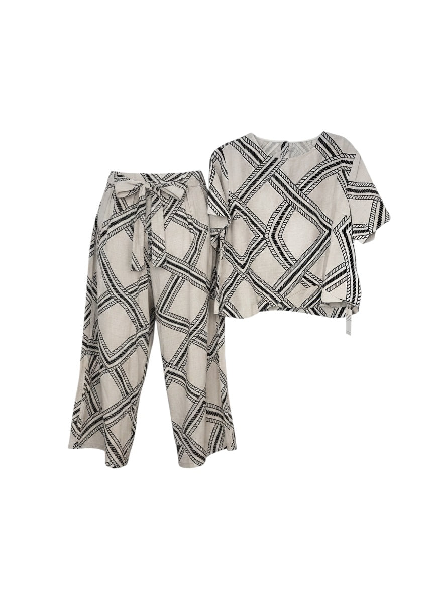 Natural Linen Set – Effortless Summer Style