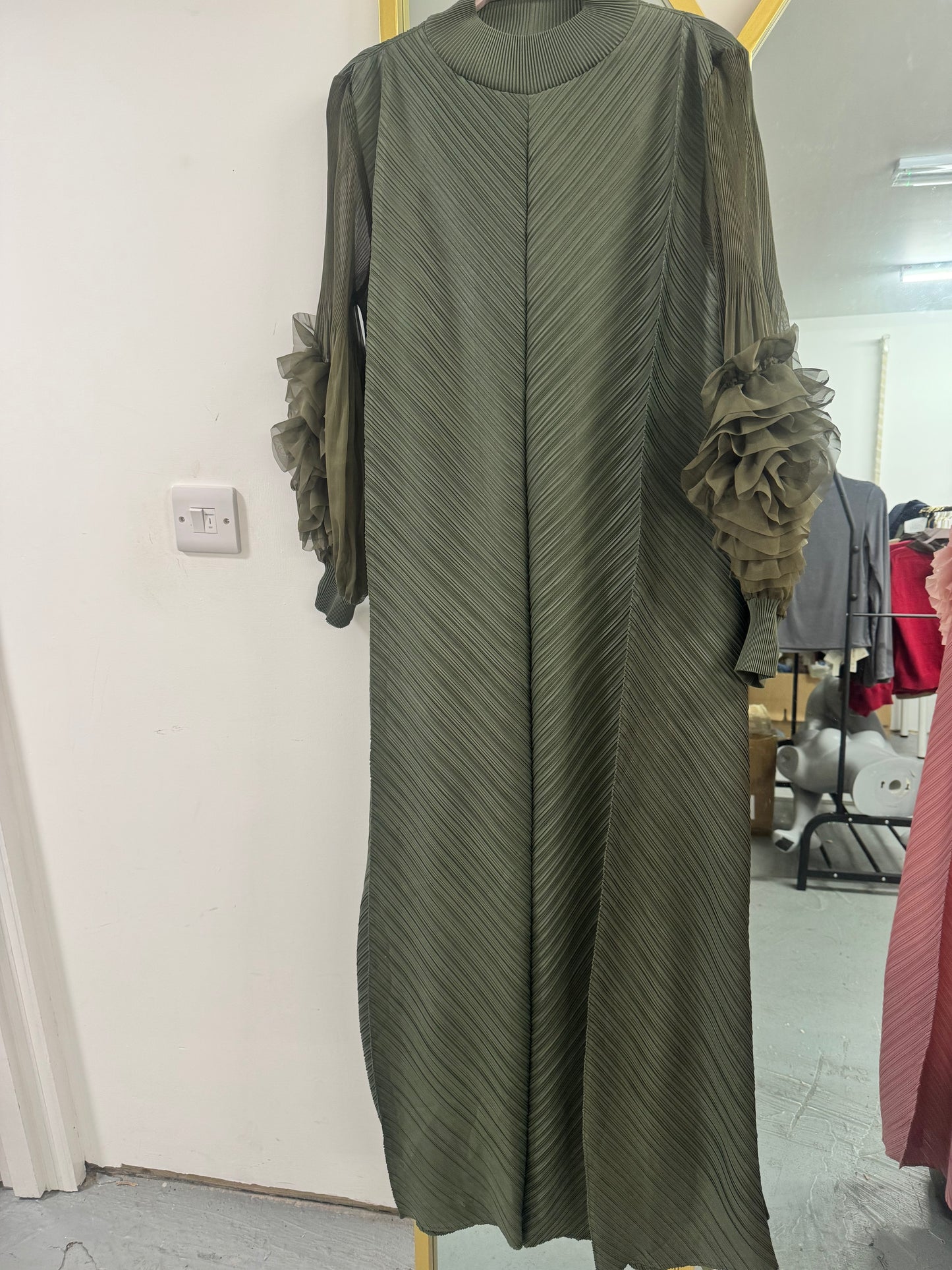 Elegant Pleated Maxi Dress with Statement Ruffle Sleeves