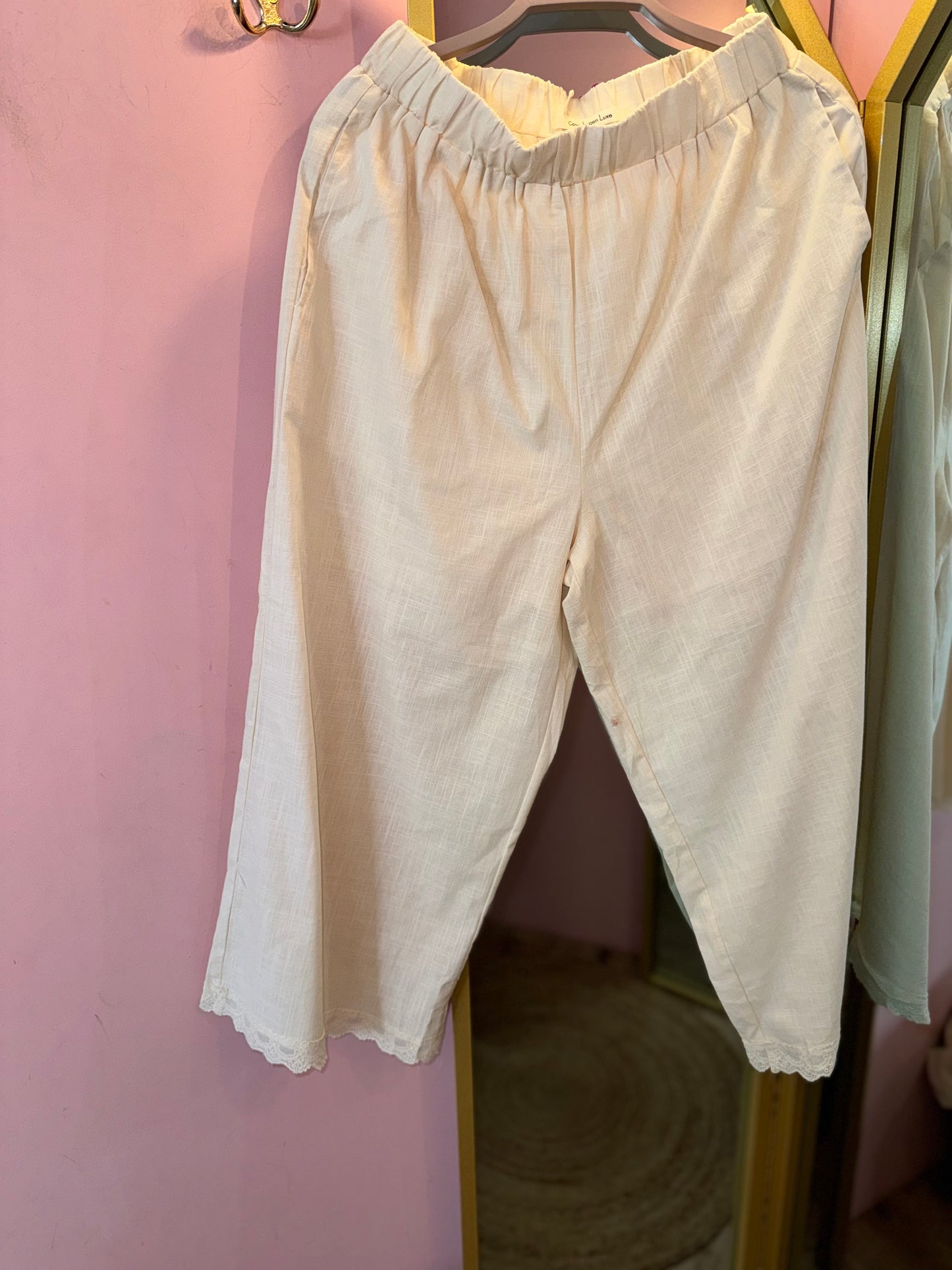 Cotton Wide-Leg Trousers – Cream