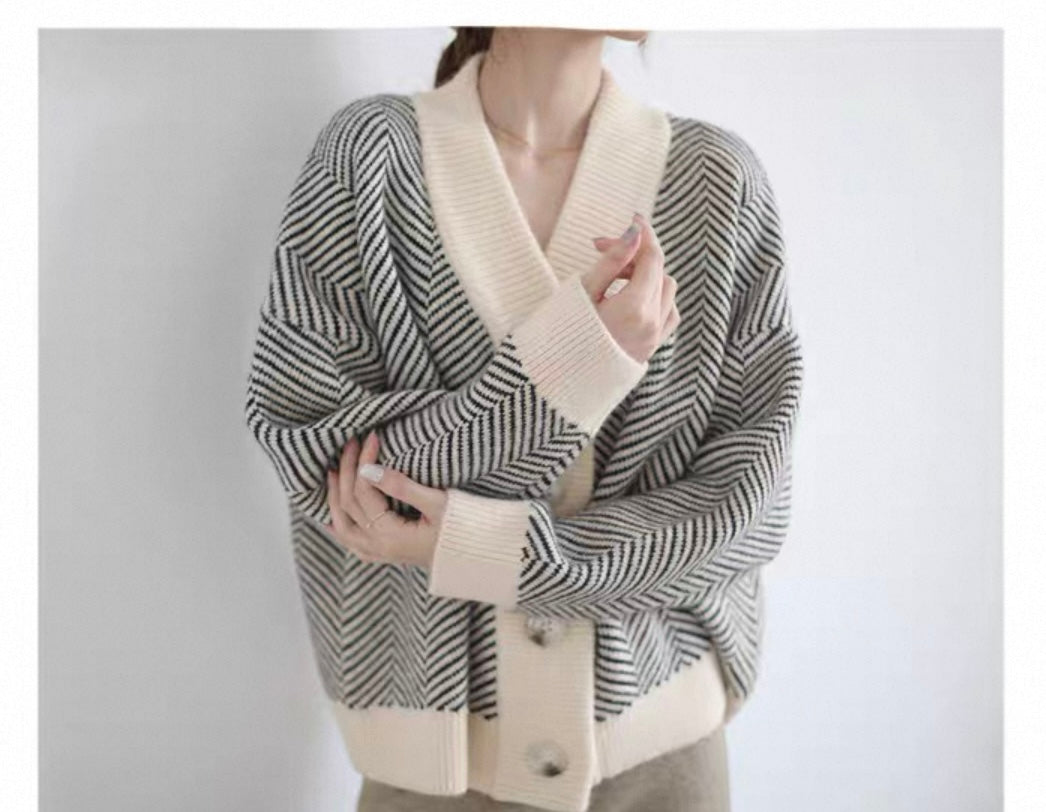 Monochrome Chevron Knit Cardigan