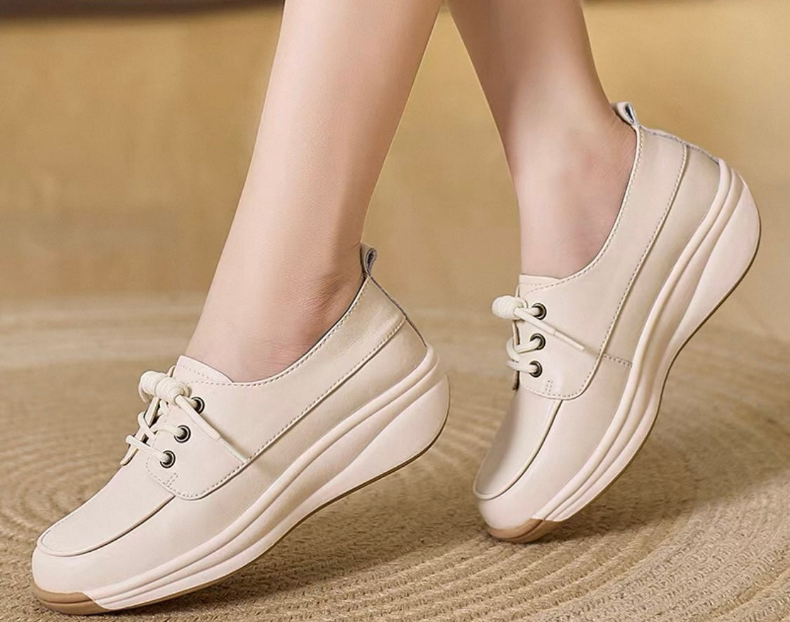 Comfort Lift Sneakers – Beige