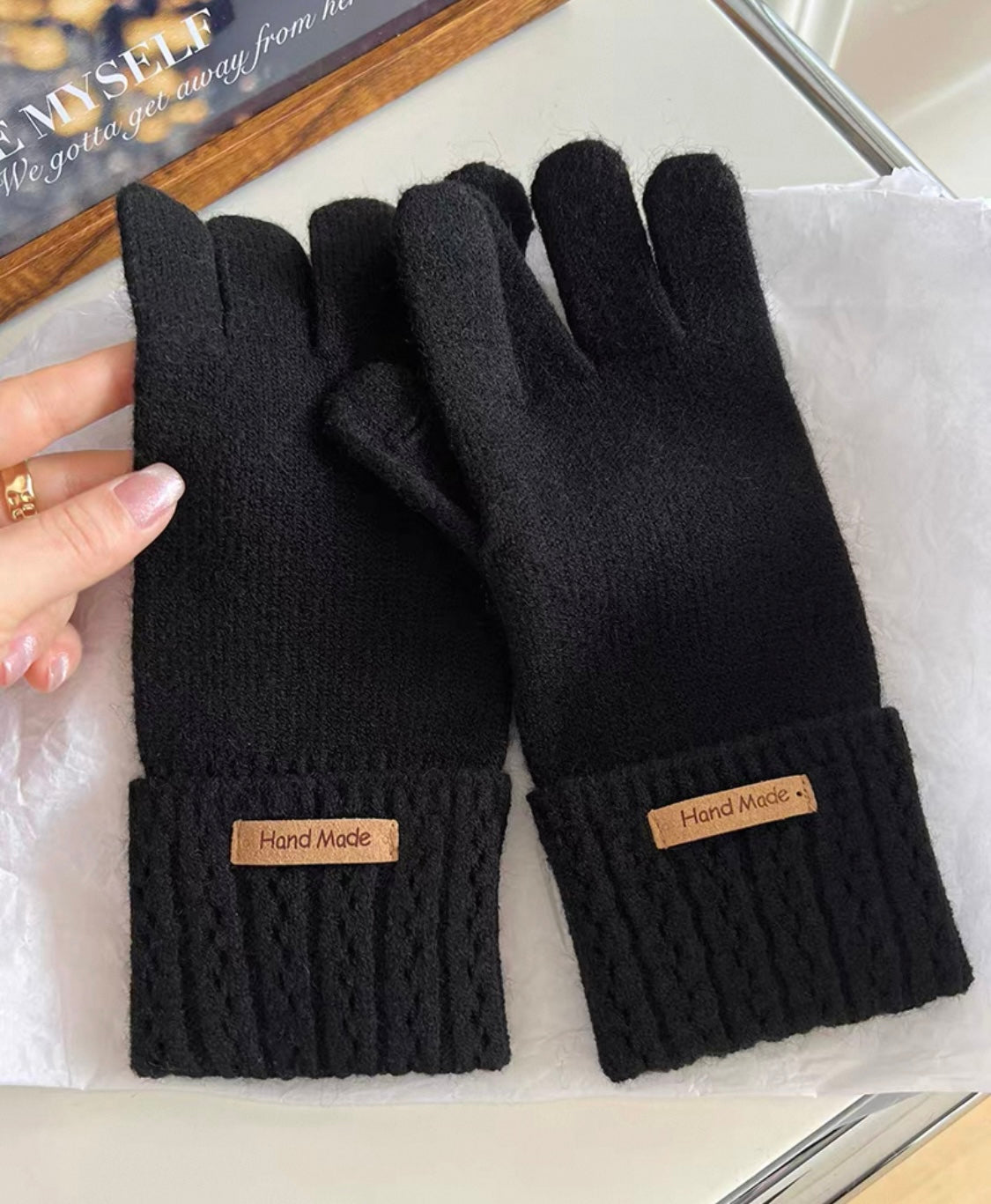 Knit Gloves