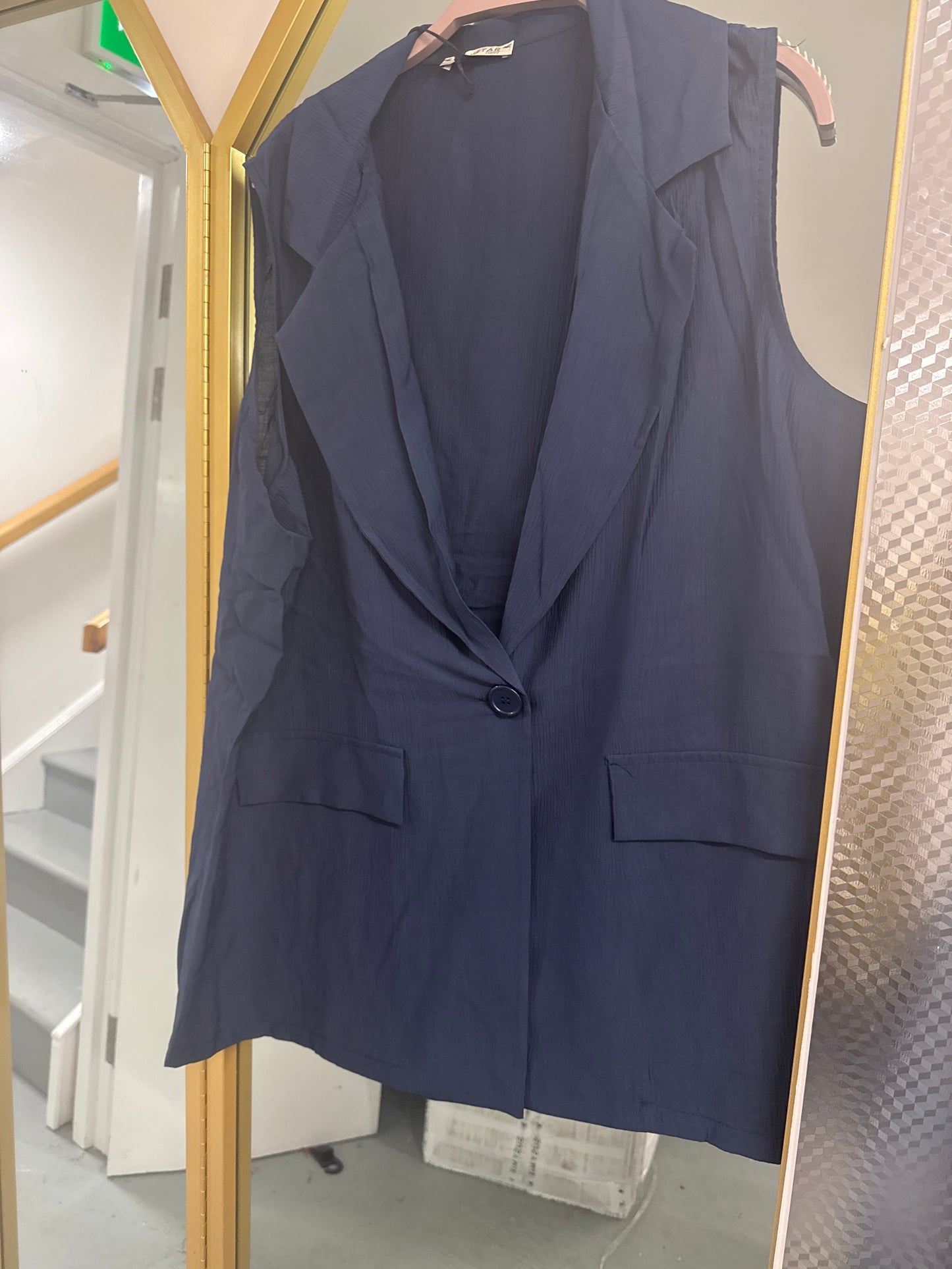 Sleeveless Relaxed Blazer Vest