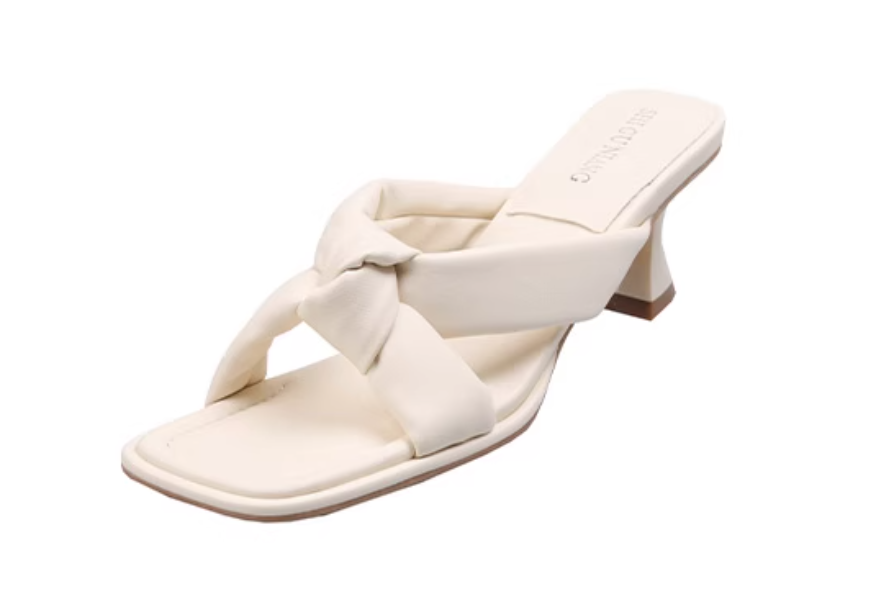 Knotted Padded Sandals – Cream