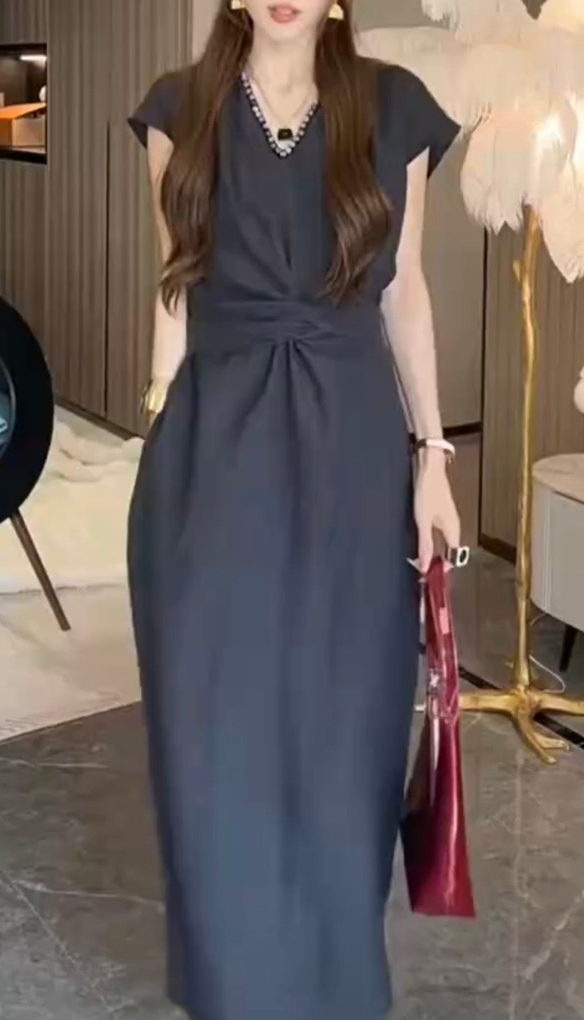 Elegant Knot Detail Midi Dress