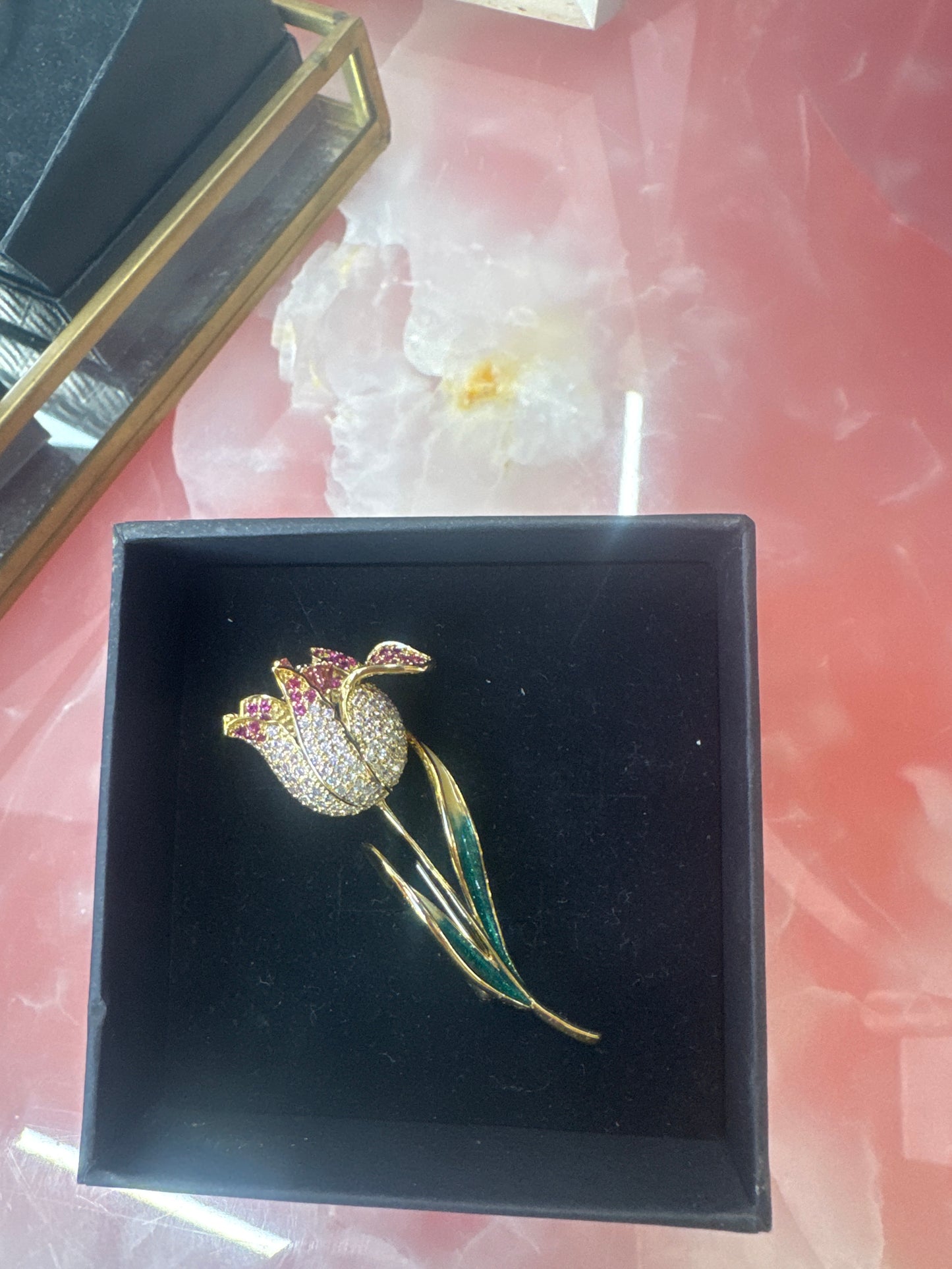 Brooches & Lapel Pins
