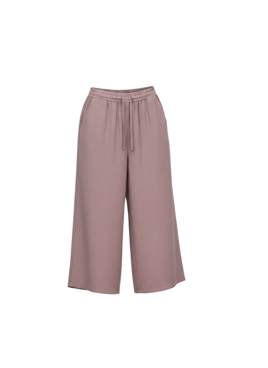 Relaxed Linen Trousers – Natural Comfort Fit