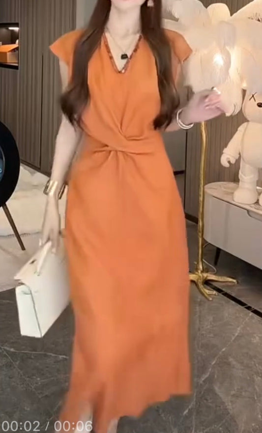 Elegant Knot Detail Midi Dress