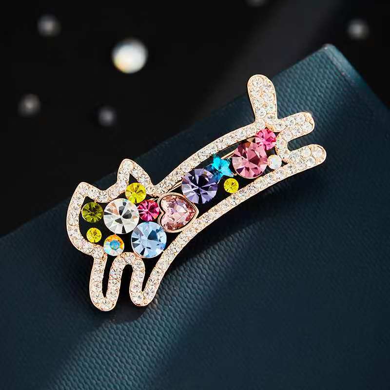 Brooches & Lapel Pins