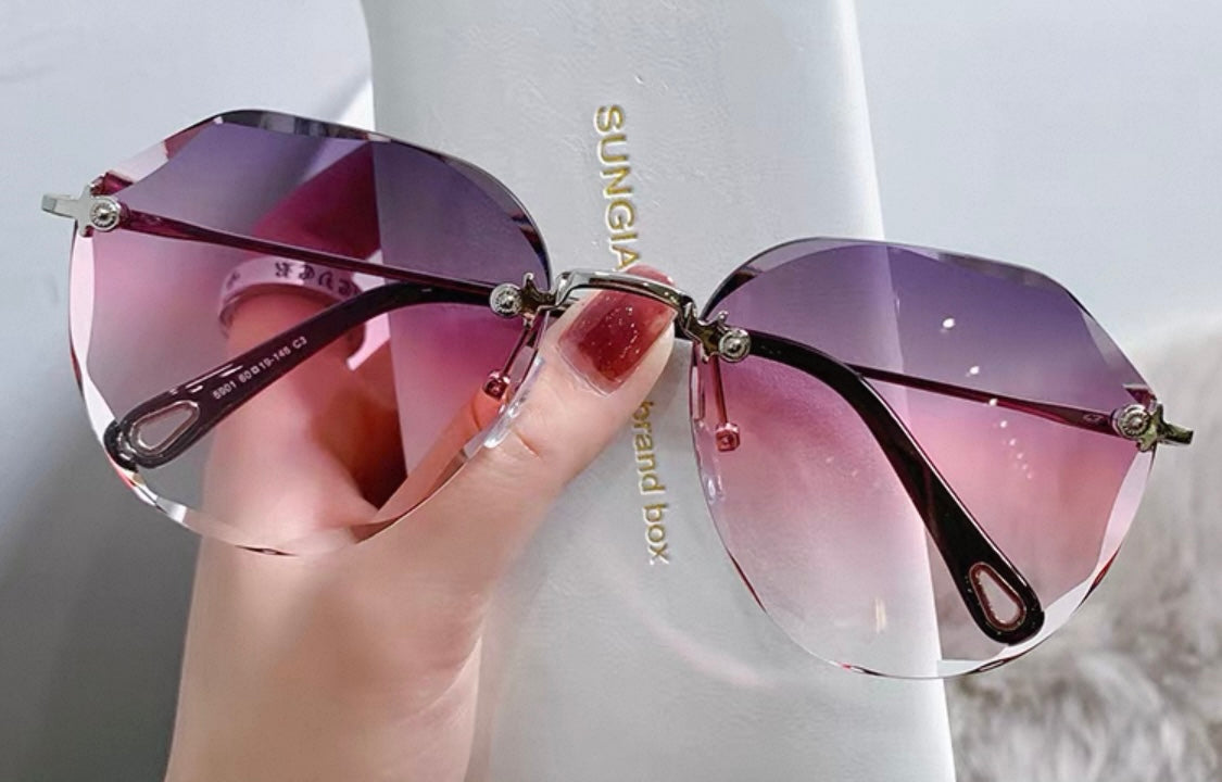 Angular Frameless Sunglasses