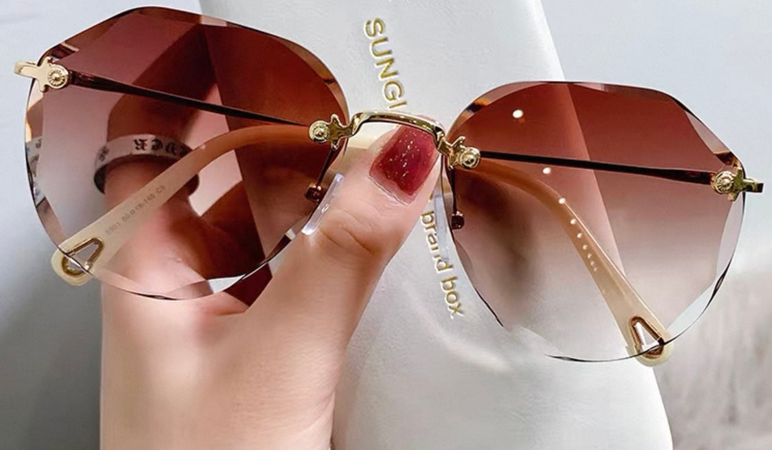 Angular Frameless Sunglasses