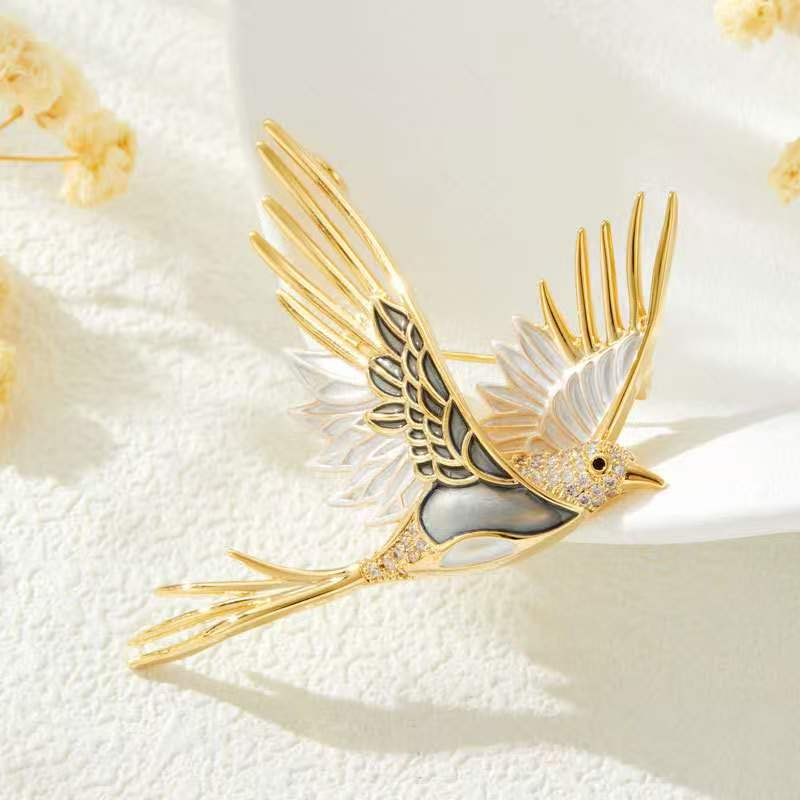 Brooches & Lapel Pins
