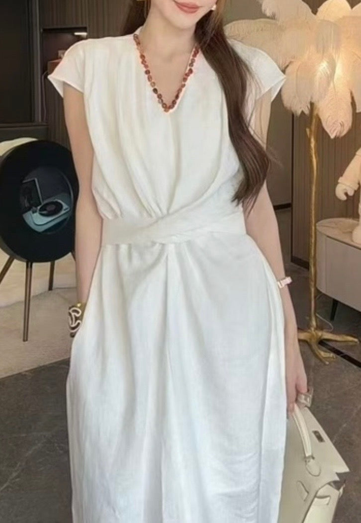 Elegant Knot Detail Midi Dress