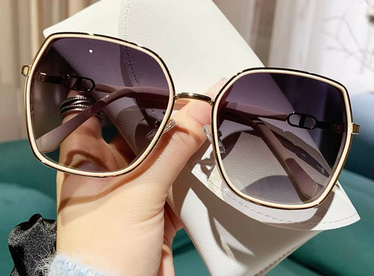 Oversized Gradient Sunglasses