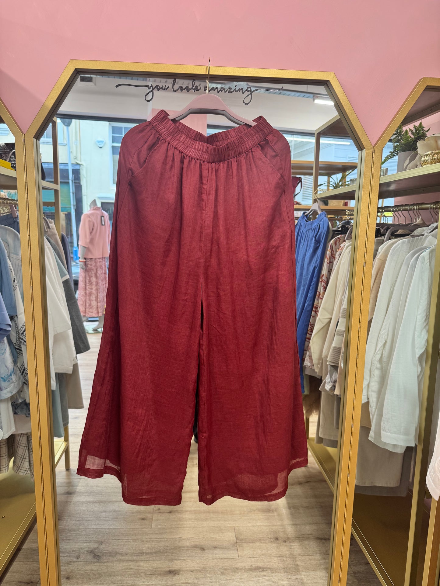 Relaxed Linen Trousers – Natural Comfort Fit