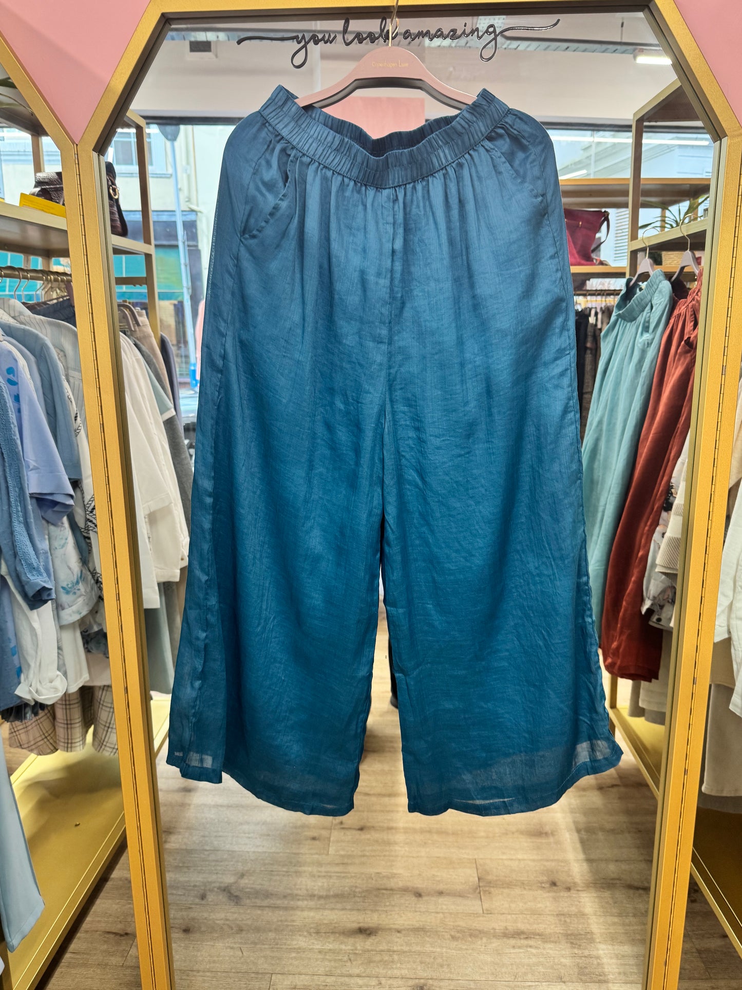 Relaxed Linen Trousers – Natural Comfort Fit