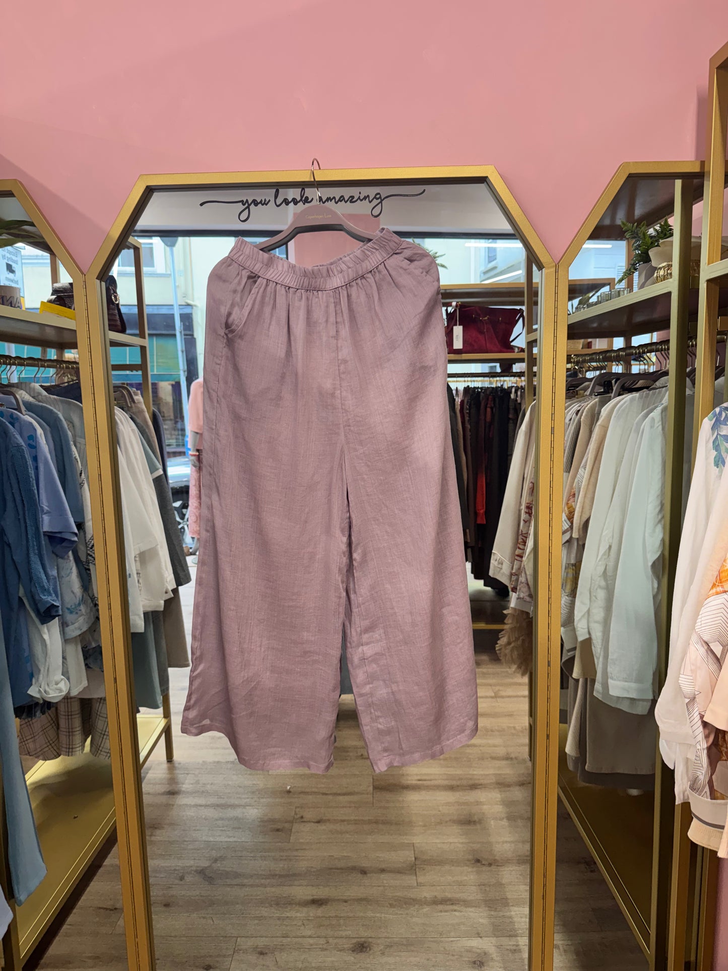 Relaxed Linen Trousers – Natural Comfort Fit