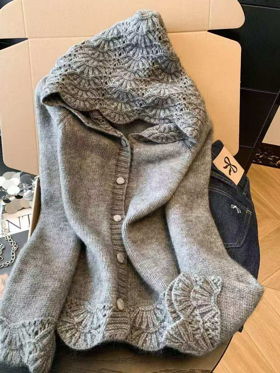 Women’s Knitted Hooded Cardigan with Decorative Pattern