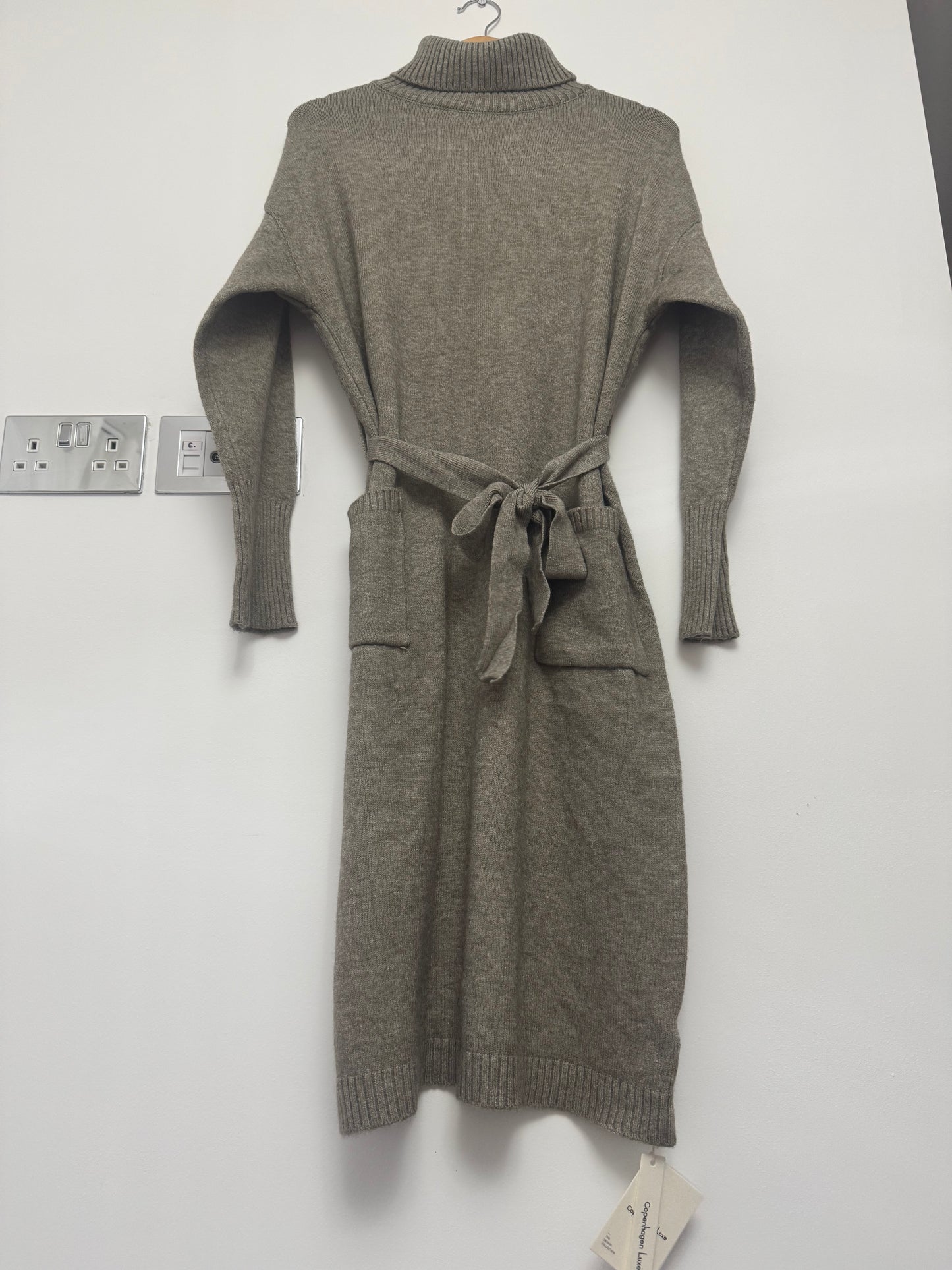 Women’s Knitted Roll Neck Midi Dress with Belt & Pockets
