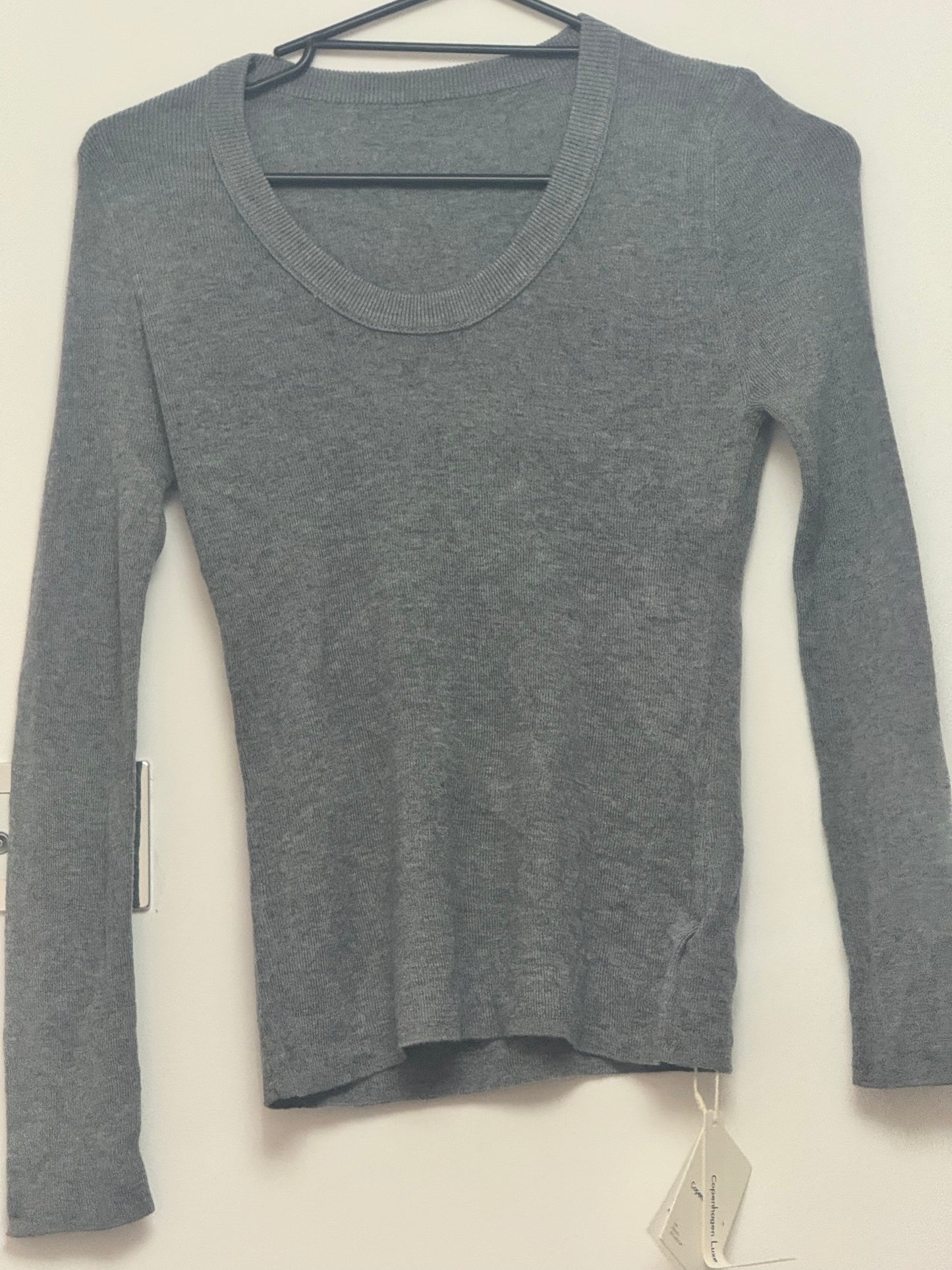 Women’s Soft Fine Knit Jumper – Wool & Silk Blend