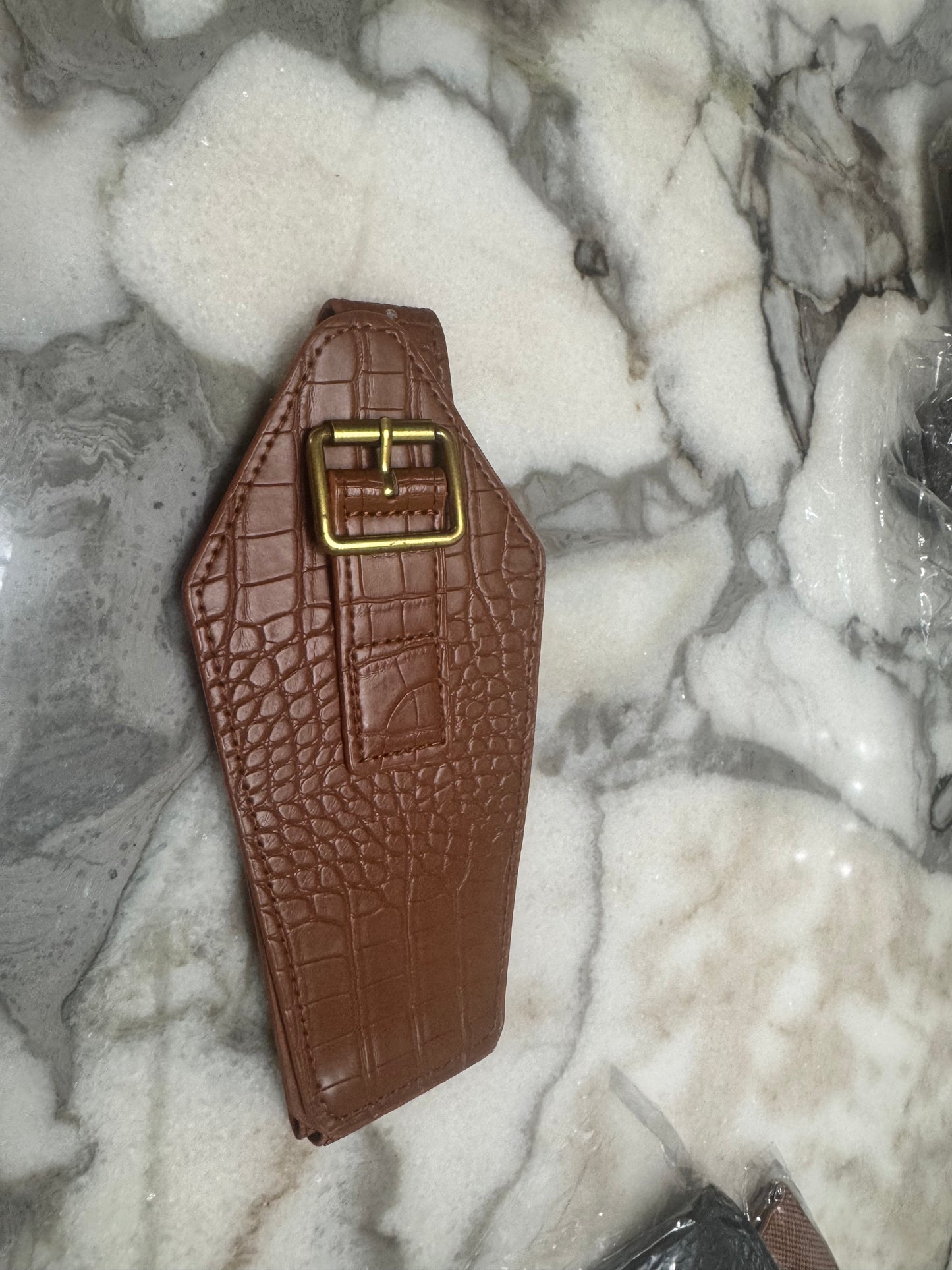 Women’s Wide Elastic Waist Belt – Statement Buckle