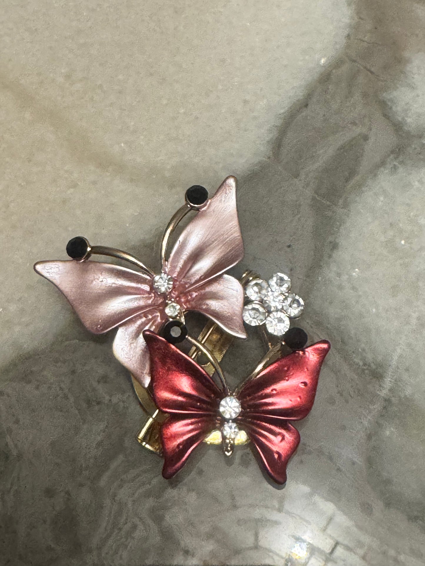 Elegant Scarf Holders – Decorative Collection