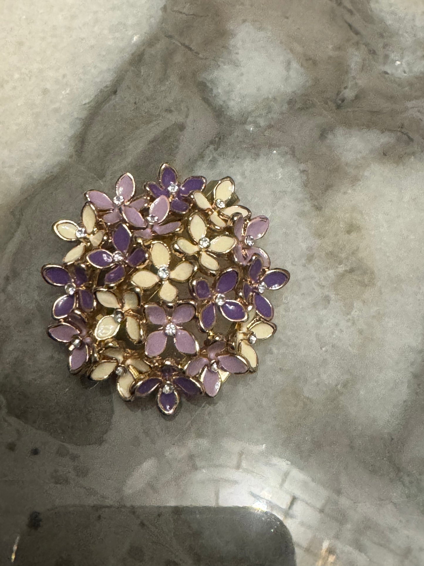 Elegant Scarf Holders – Decorative Collection