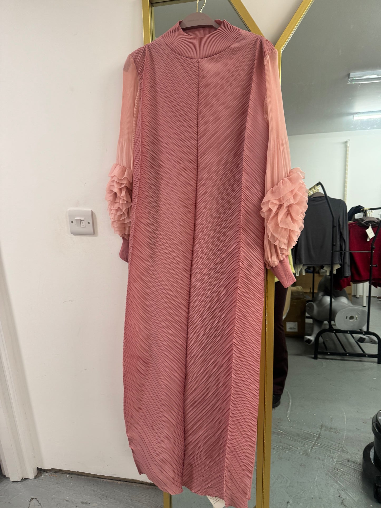 Elegant Pleated Maxi Dress with Statement Ruffle Sleeves