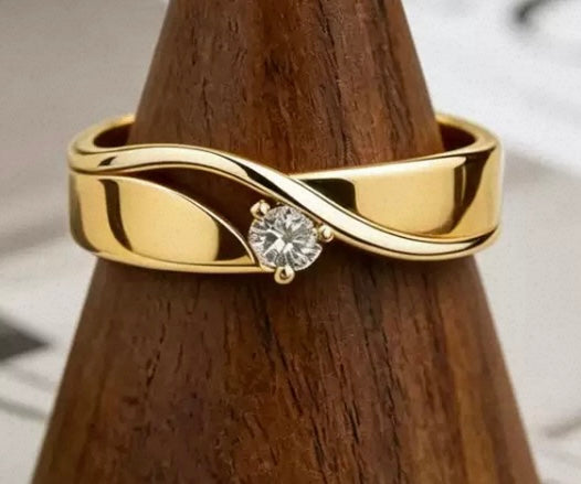 Elegant Ring