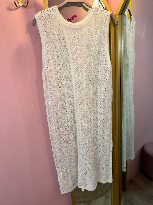 Lightweight Knit Sleeveless Tunic