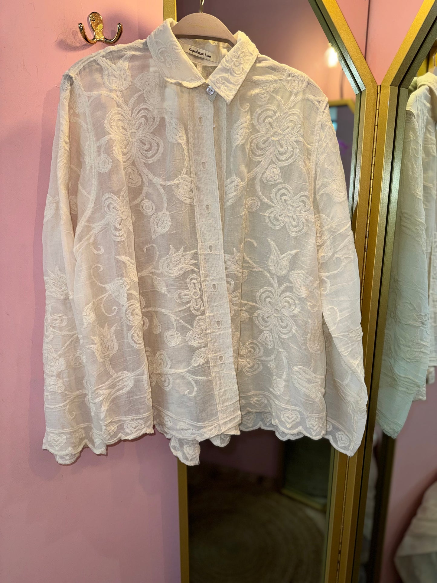 Embroidered cotton Shirt