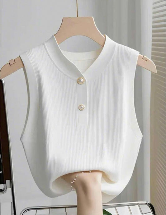 Sleeveless Knit Top – Pearl Button