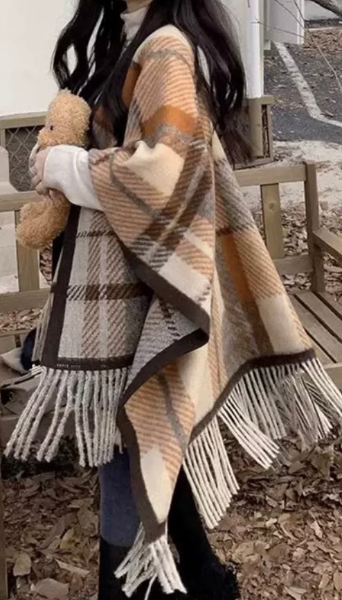 Tassel Plaid Cape – Autumn Tones