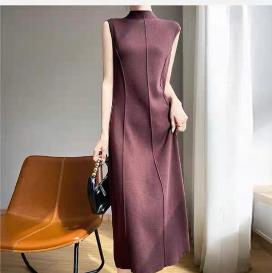 Sleeveless Burgundy Maxi Dress