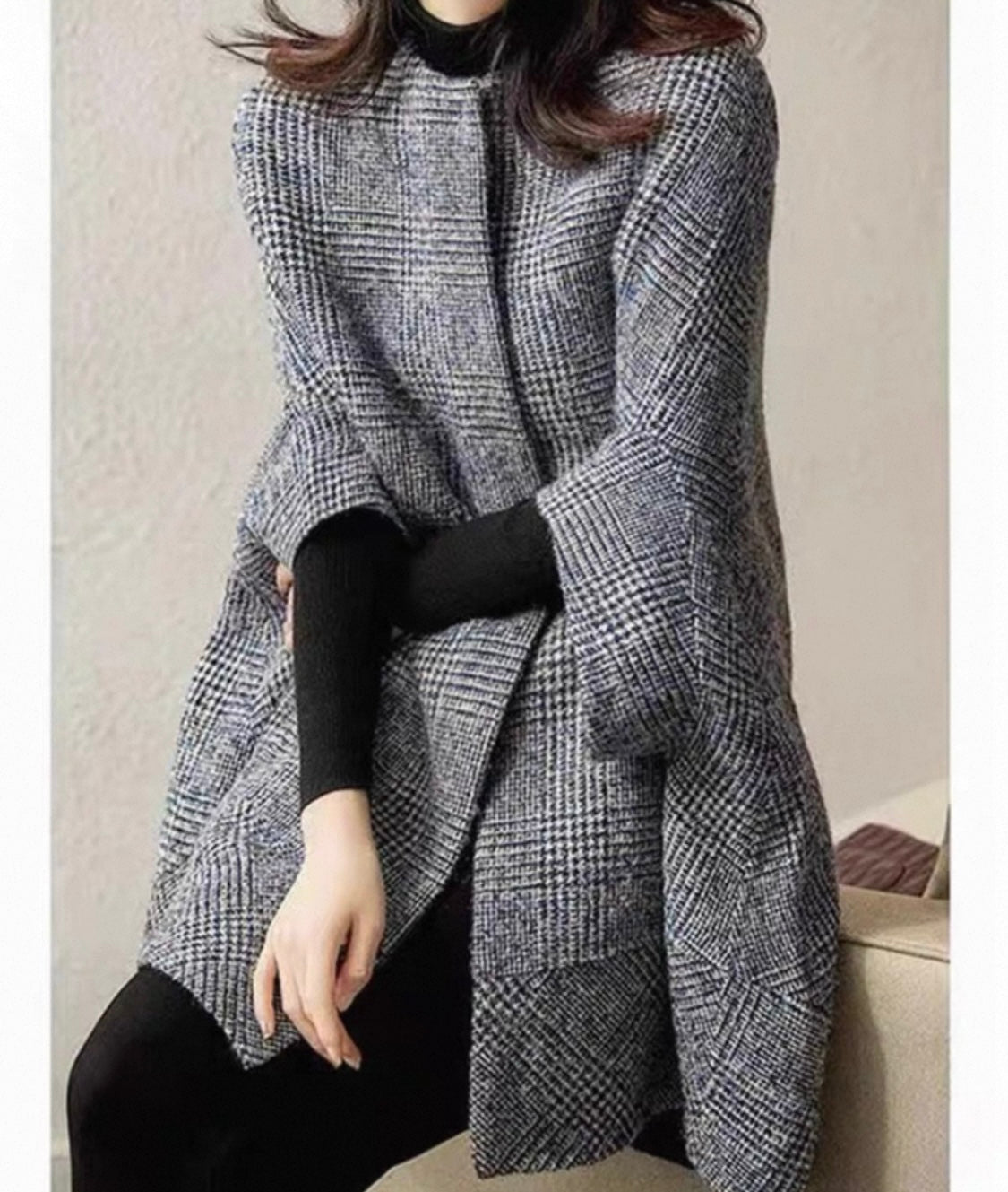 Plaid Open Poncho – Black & Grey