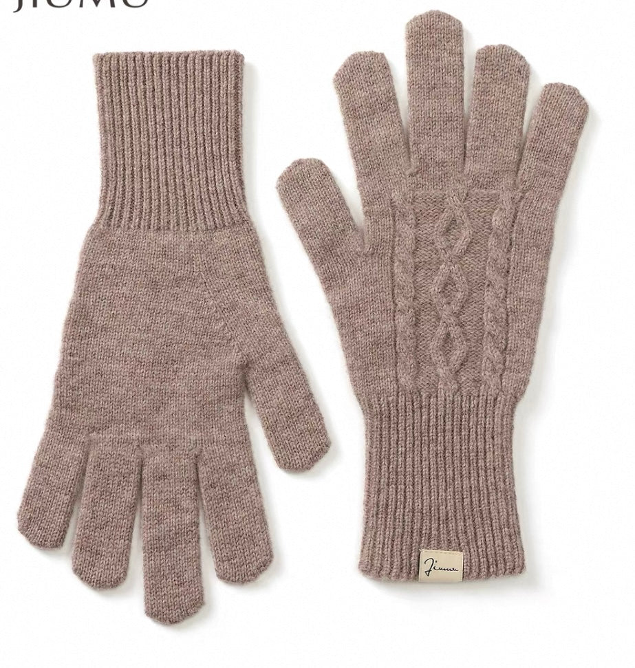 Wool-Blend Cable Knit Gloves