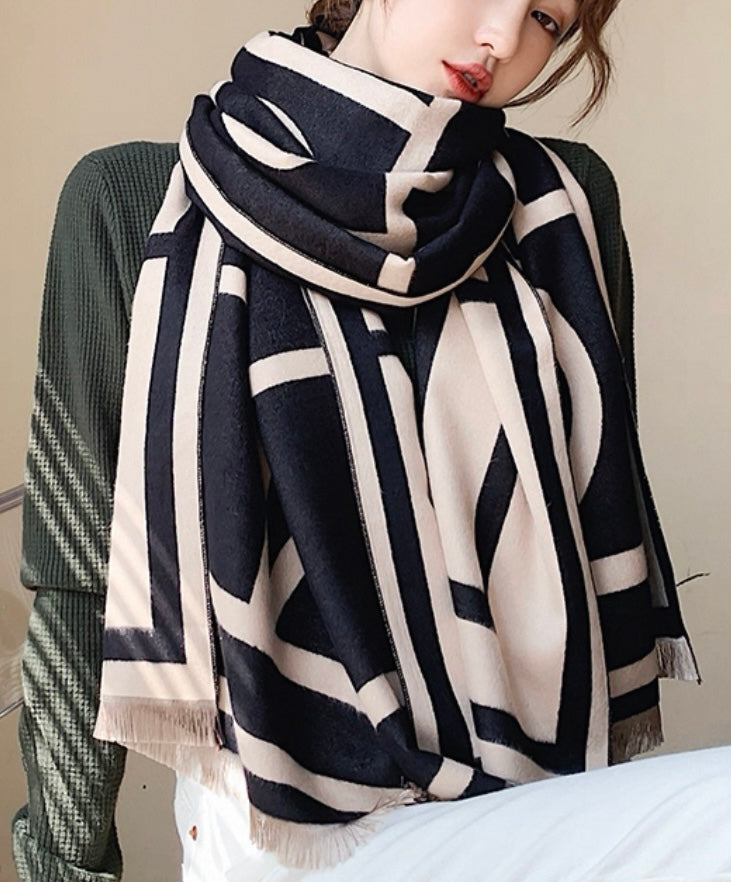 Classic Monochrome Wrap