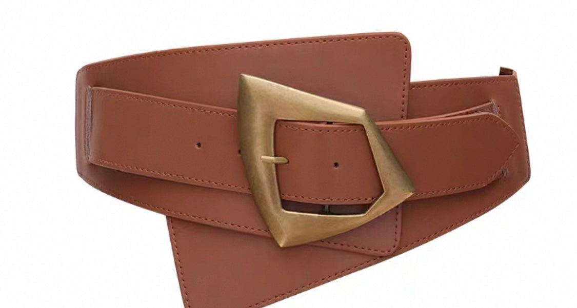 Asymmetric Leather Belt – Antique Brass Buckle
