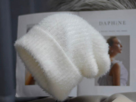 Fluffy Cashmere Beanie – Winter White