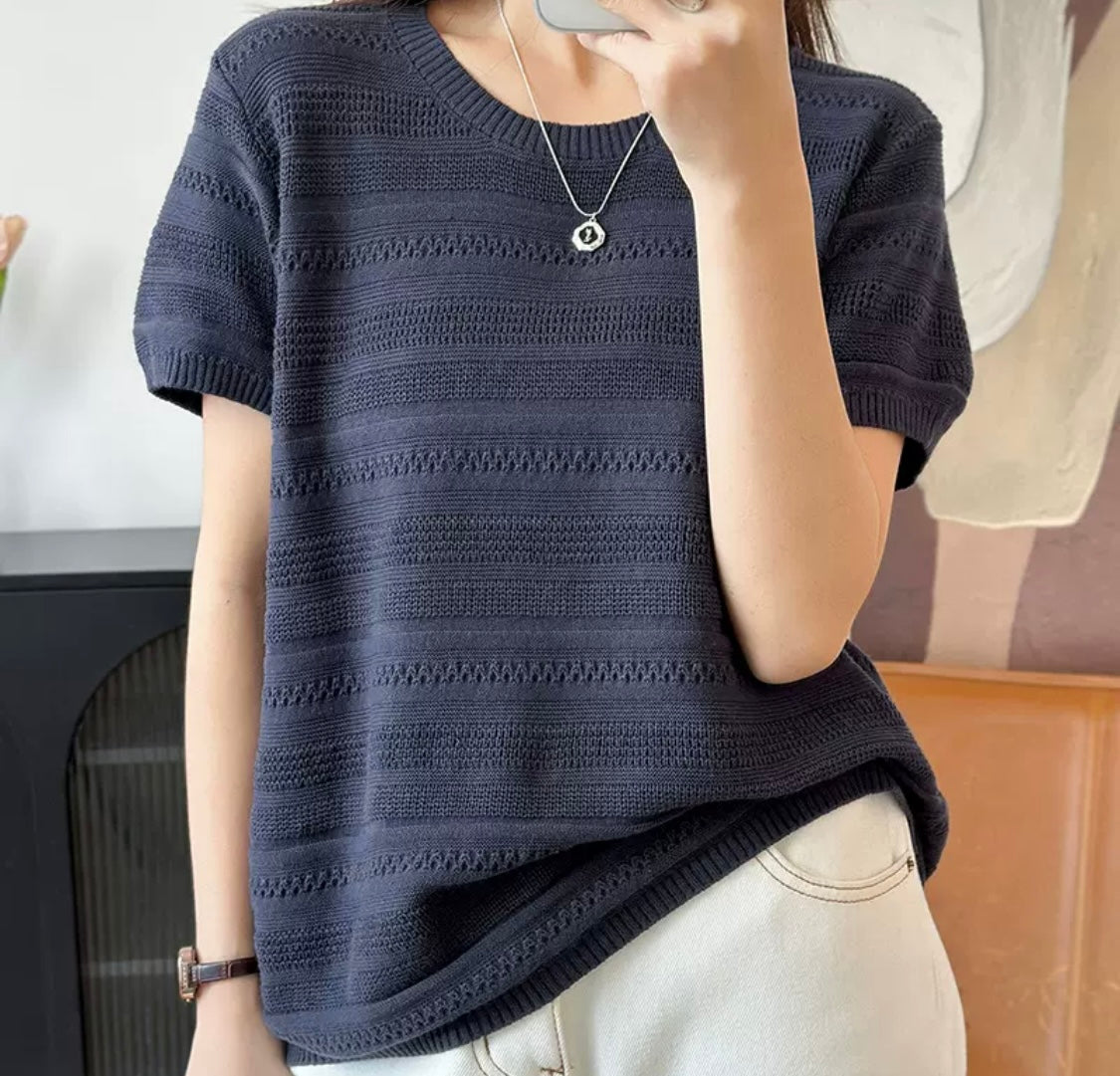 Cotton Knit Top – Relaxed Fit & Breathable