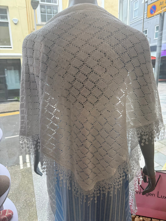Elegant Diamond Lace Knit Shawl