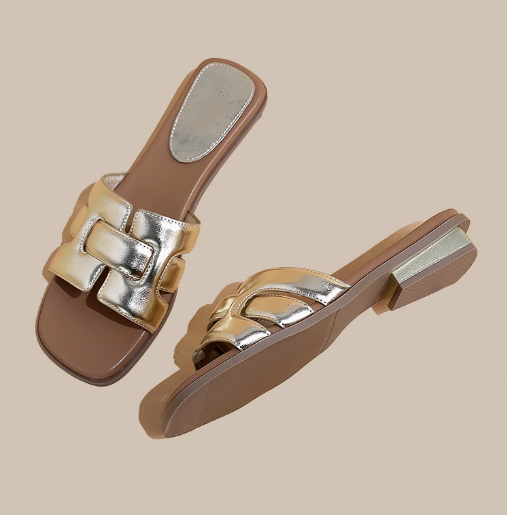 Metallic Chain-Link Slides – Gold